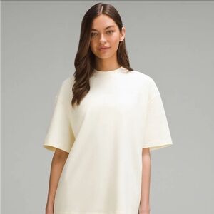 Like New- Lululemon- Heavyweight Graphic Short Sleeve Tee- XL- Bamboo- Unisex